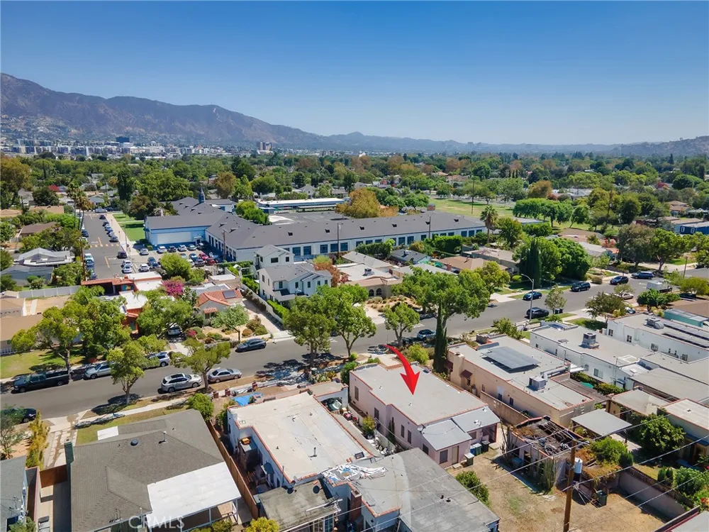 947 Lincoln Street Burbank, CA 91506