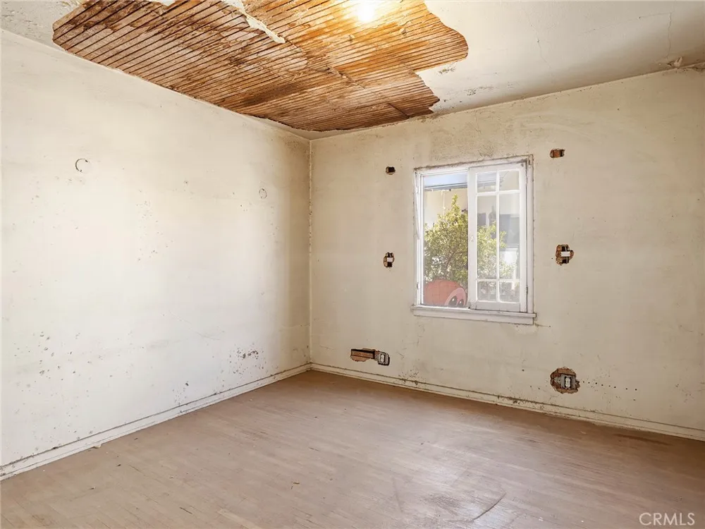 947 Lincoln Street Burbank, CA 91506