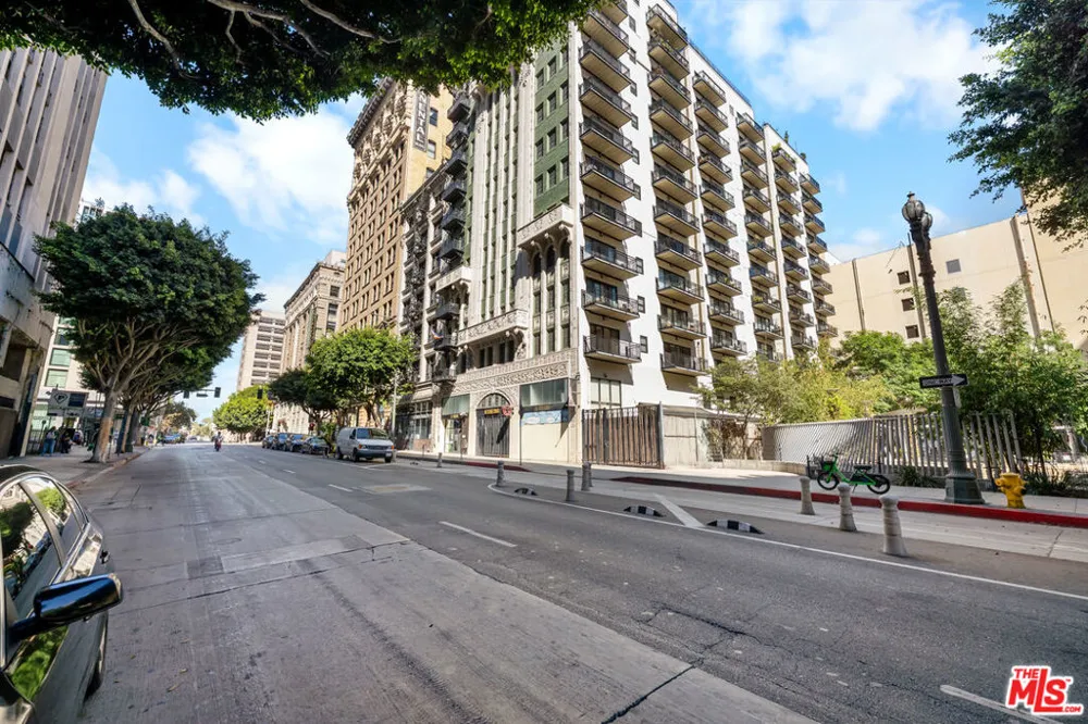 416 S Spring Street #610 Los Angeles, CA 90013