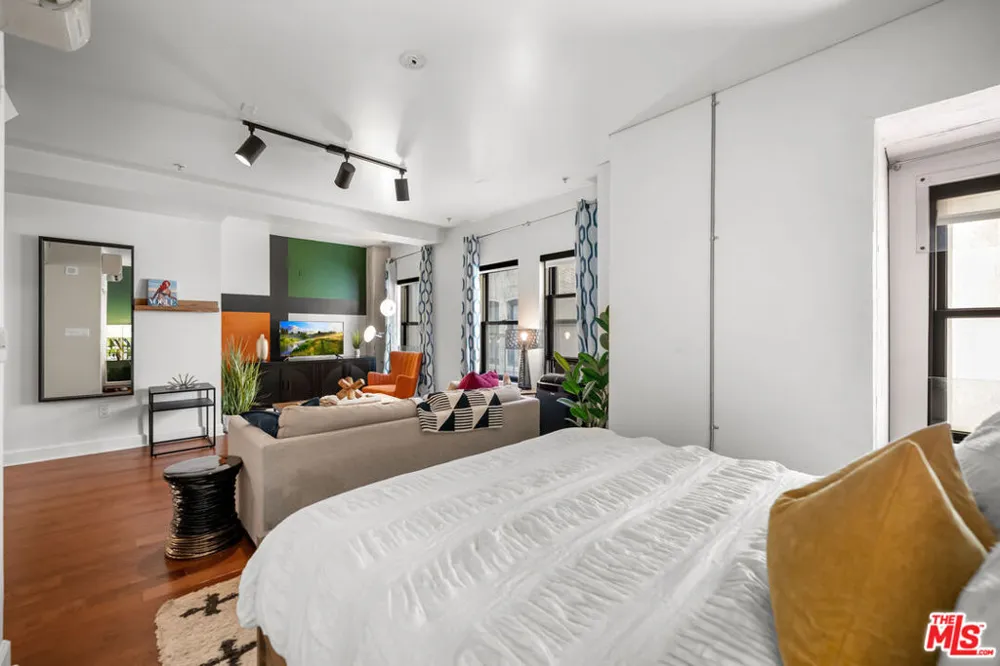 416 S Spring Street #610 Los Angeles, CA 90013