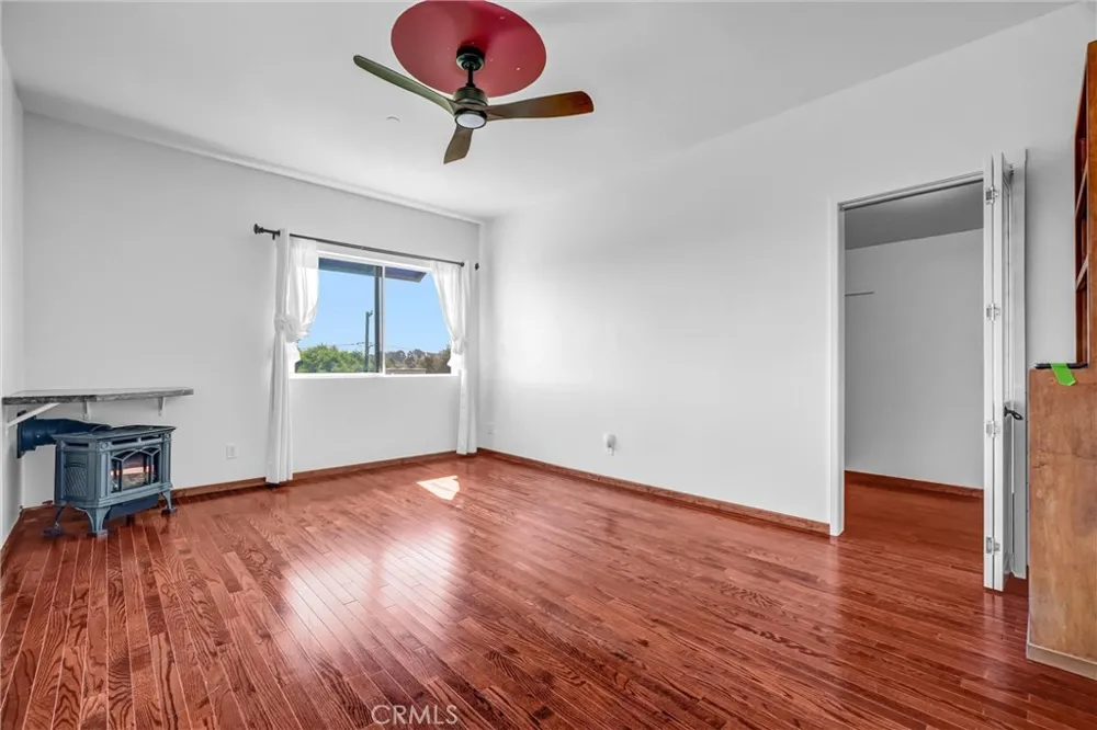 628 S Irena Avenue Redondo Beach, CA 90277