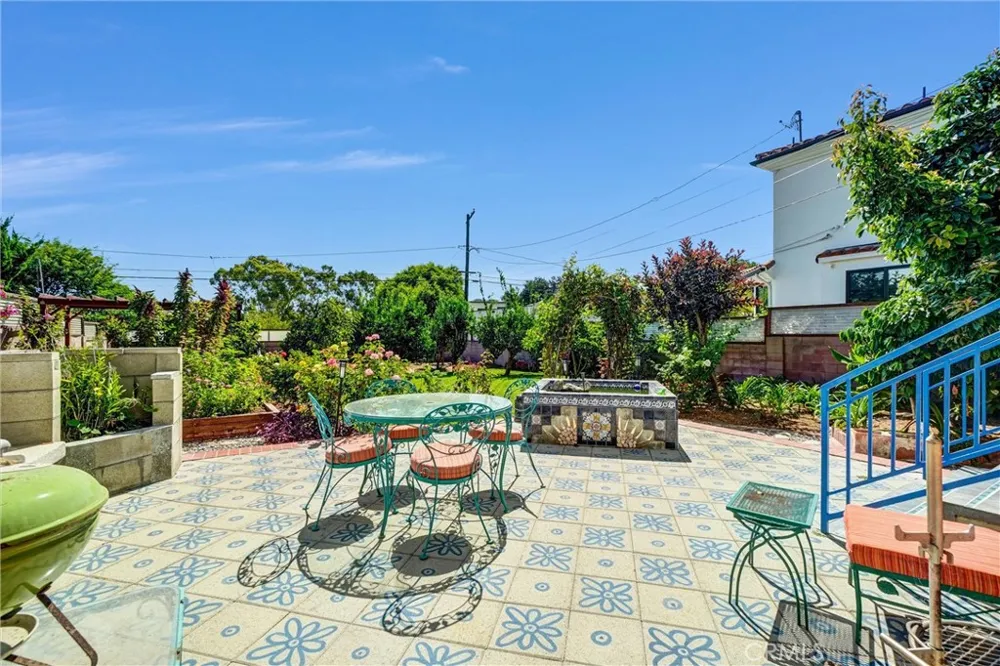 628 S Irena Avenue Redondo Beach, CA 90277