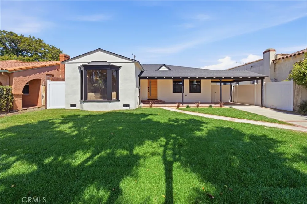 8104 S 2nd Inglewood, CA 90305