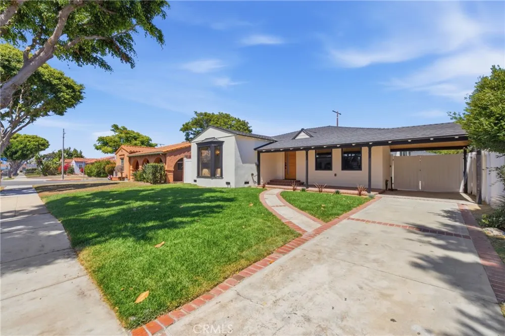 8104 S 2nd Inglewood, CA 90305