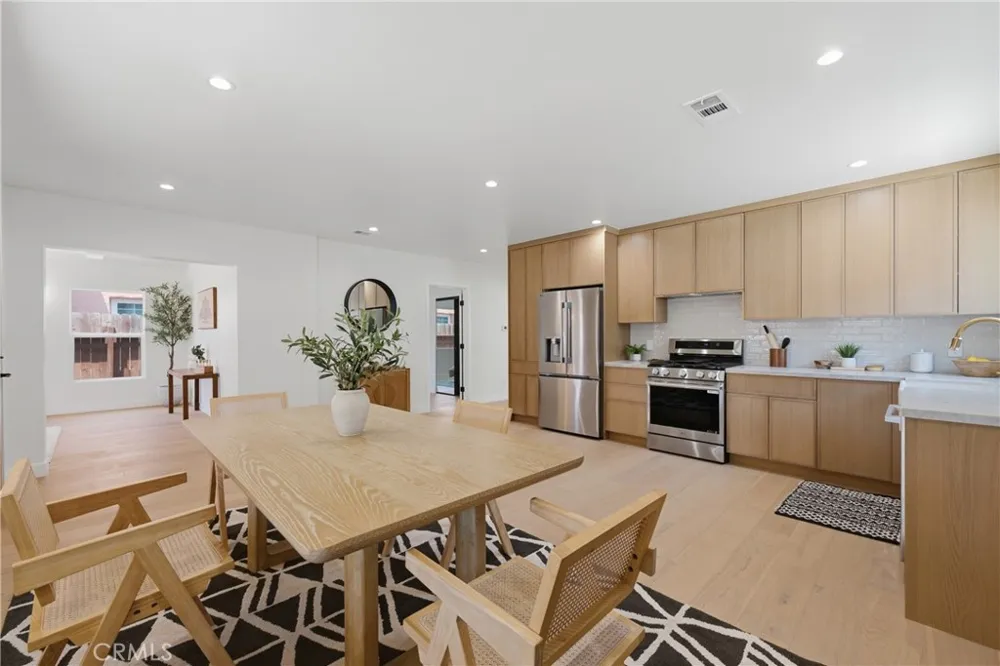 8104 S 2nd Inglewood, CA 90305