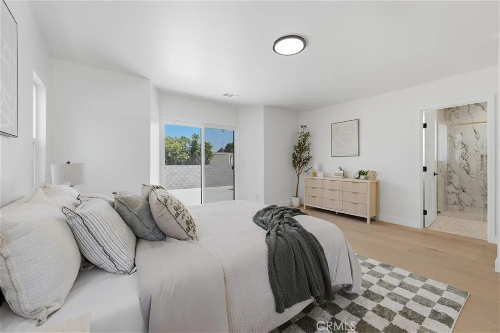 8104 S 2nd Inglewood, CA 90305