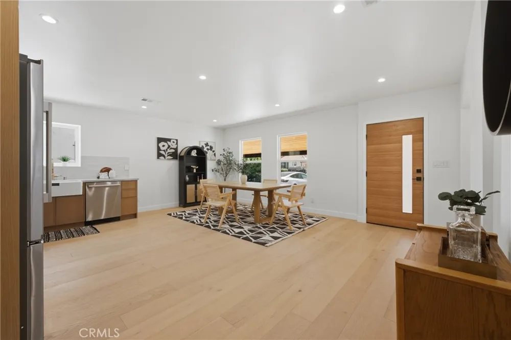 8104 S 2nd Inglewood, CA 90305