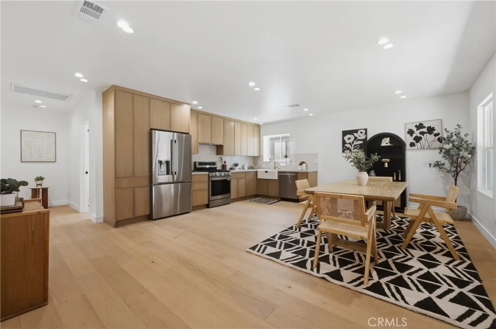 8104 S 2nd Inglewood, CA 90305