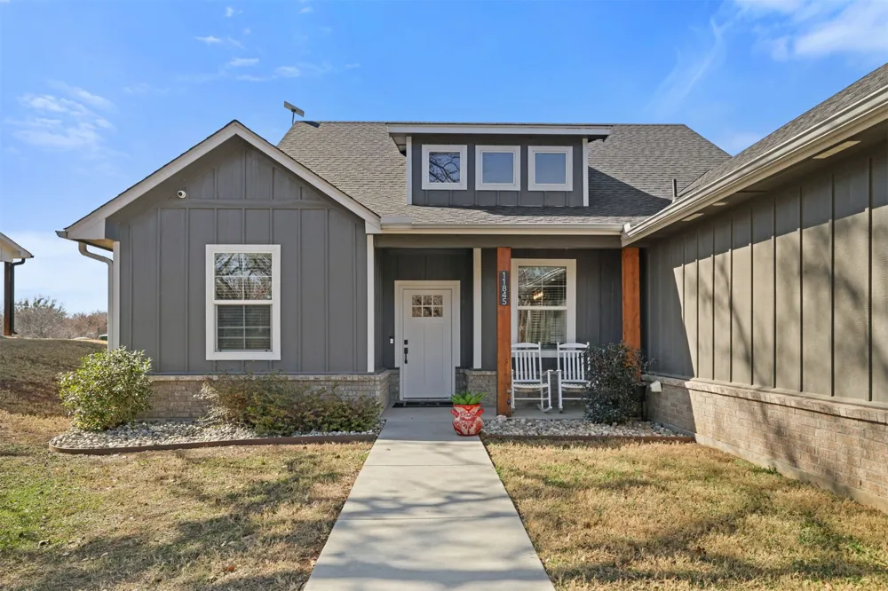 11845 Oak Ridge Drive Kingston, OK 73439