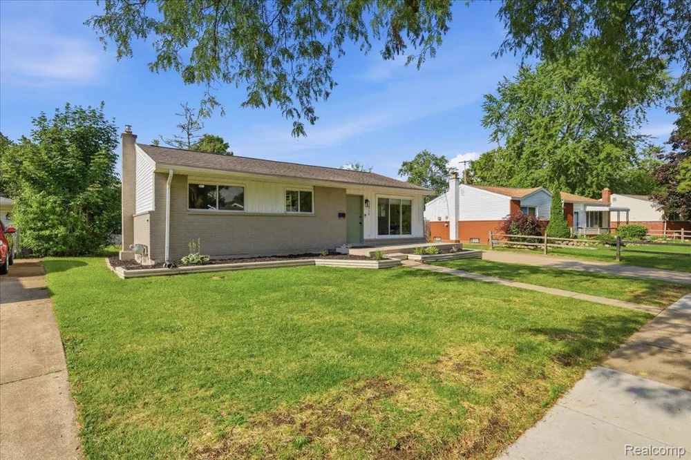 316 Tamarac Drive Davison City, MI 48423