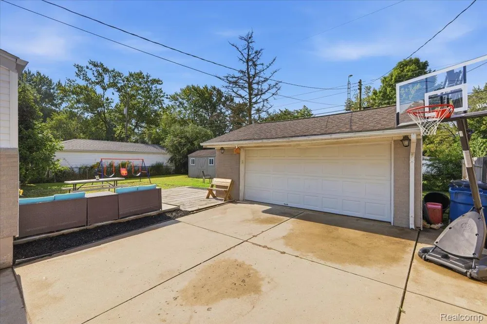 316 Tamarac Drive Davison City, MI 48423