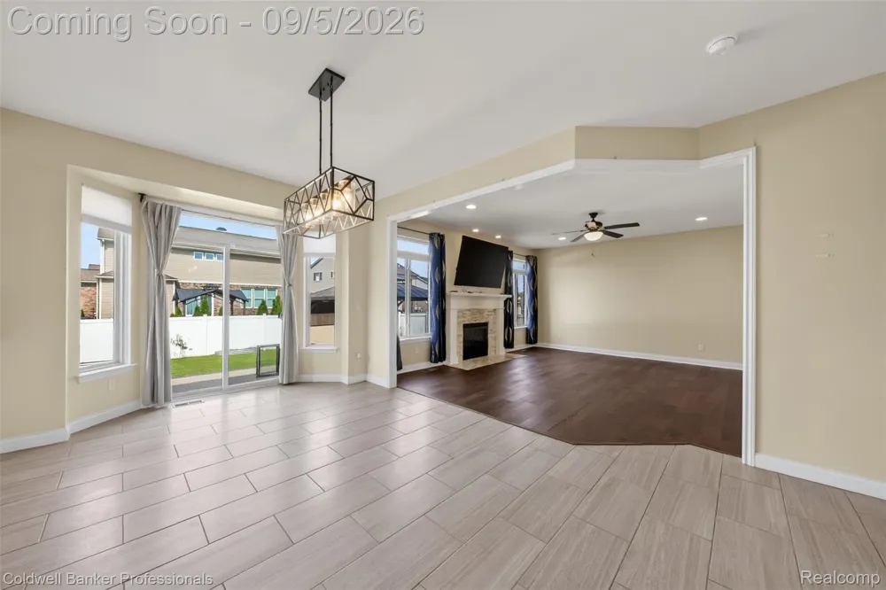 48223 Stapleton Ave Avenue Macomb Township, MI 48042