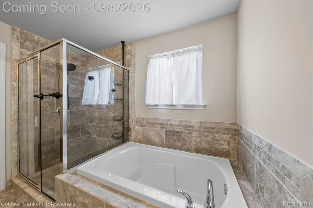 48223 Stapleton Ave Avenue Macomb Township, MI 48042