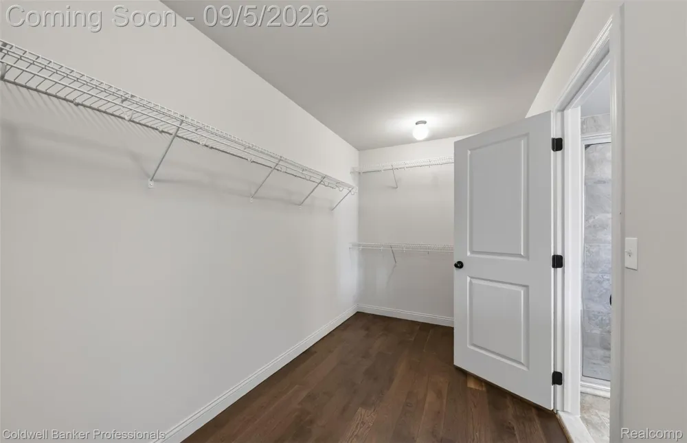 48223 Stapleton Ave Avenue Macomb Township, MI 48042