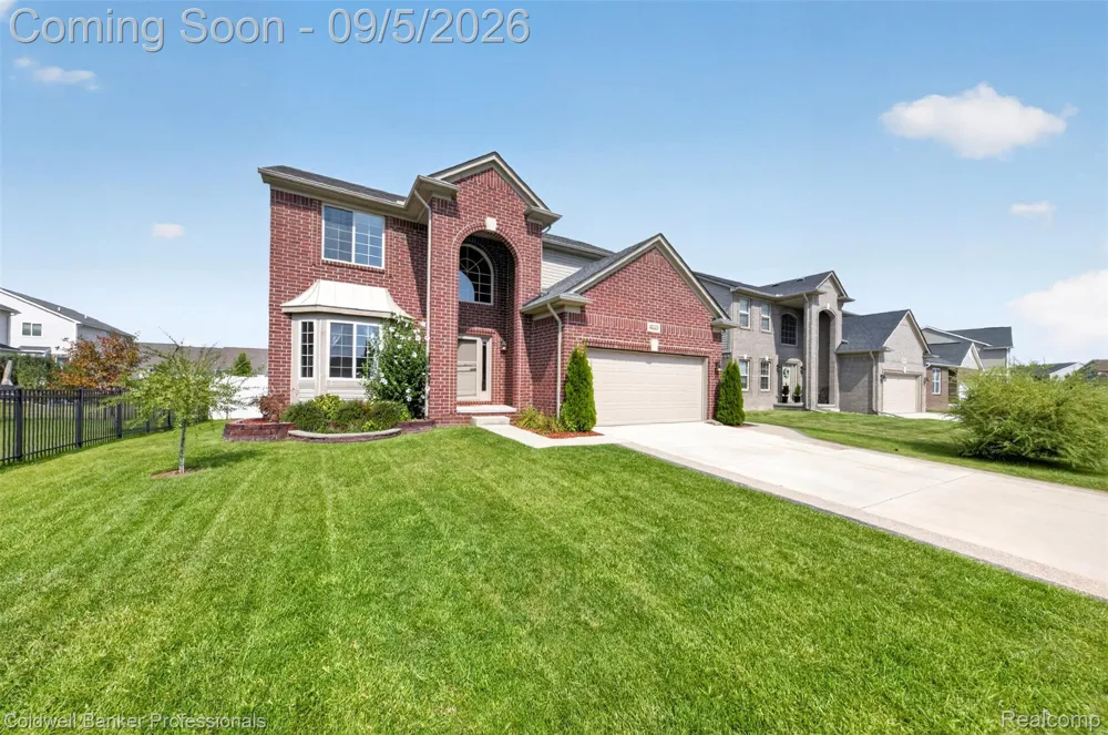 48223 Stapleton Ave Avenue Macomb Township, MI 48042