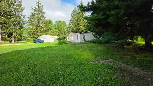 2712 Ingersoll Road SW Springfield Township, MI 49633