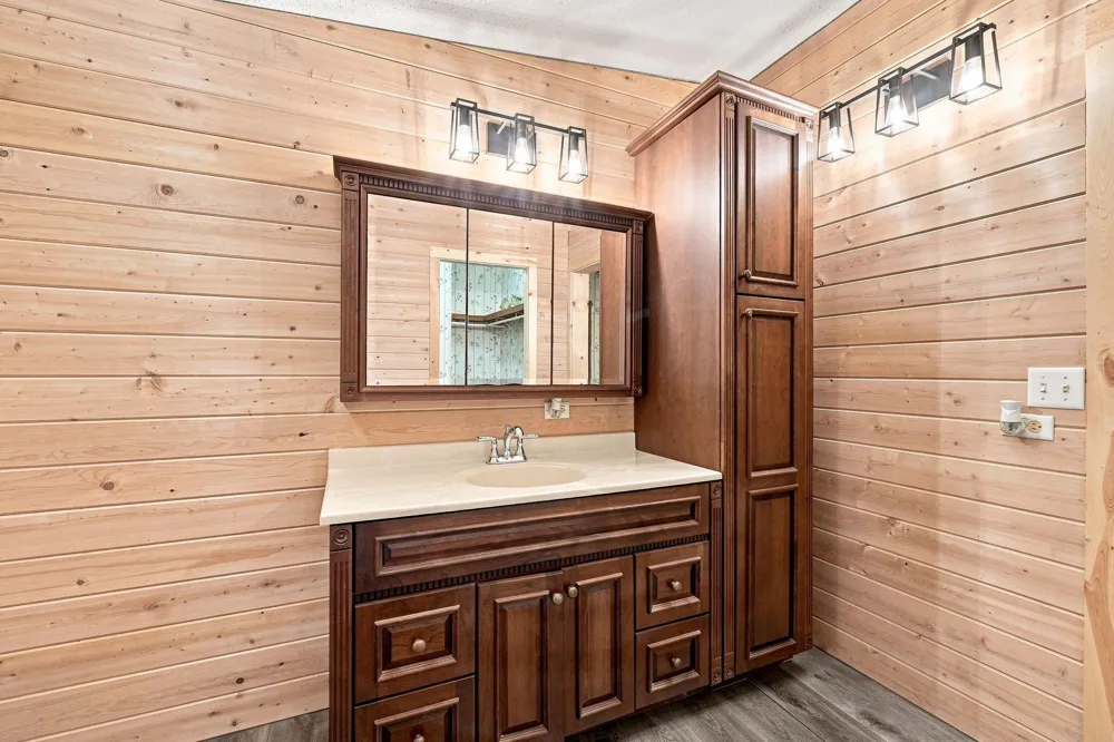 2712 Ingersoll Road SW Springfield Township, MI 49633