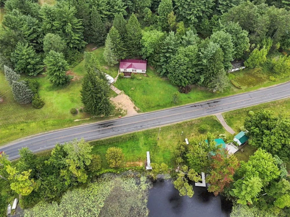 2712 Ingersoll Road SW Springfield Township, MI 49633