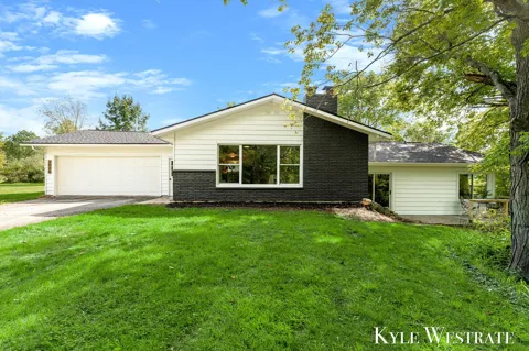 3020 E M 79 Highway