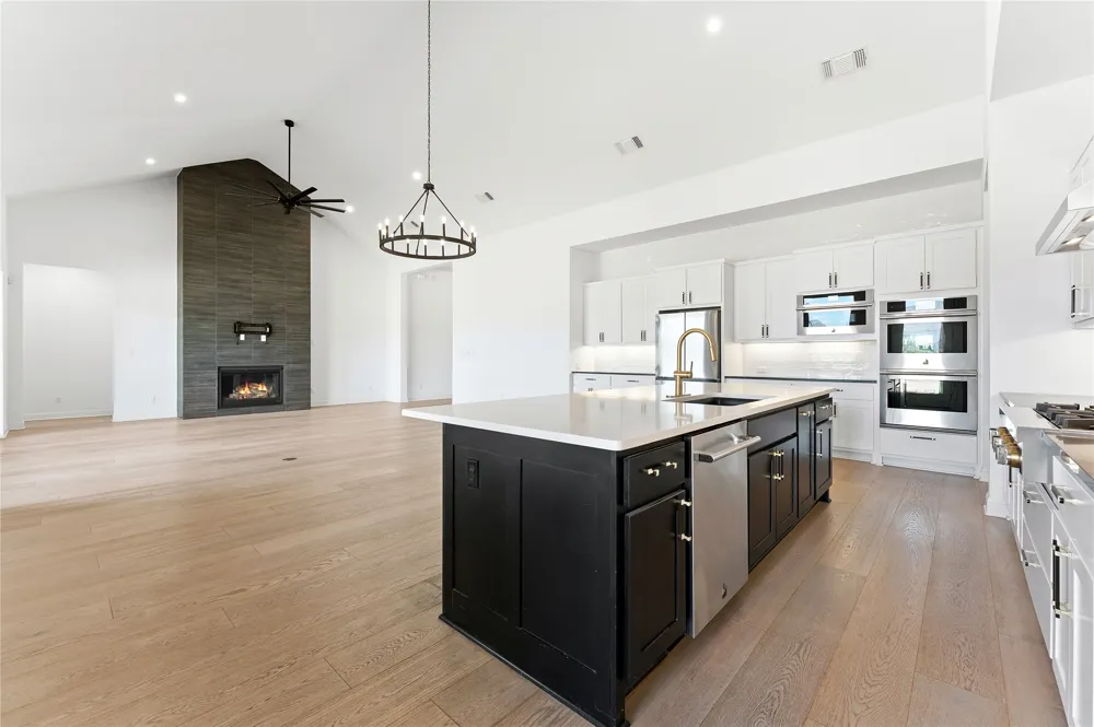 704 Prairie Clover Drive Dripping Springs, TX 78620