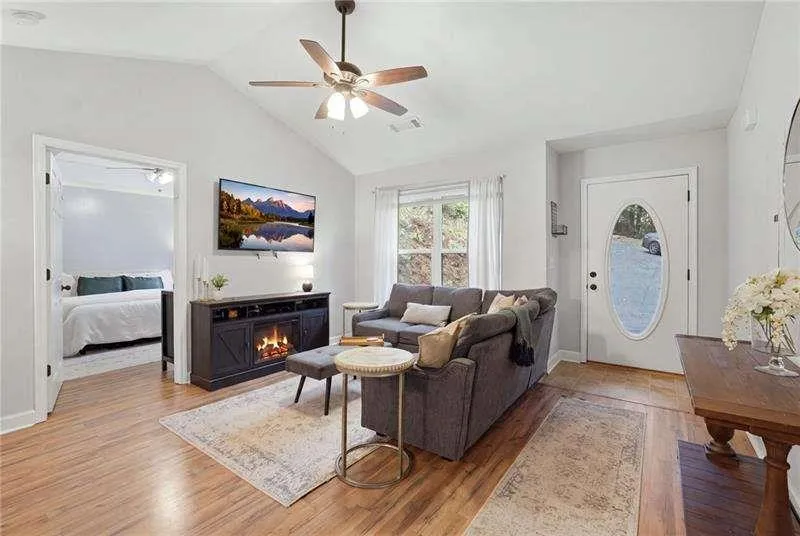 5387 Auraria Road Dawsonville, GA 30534