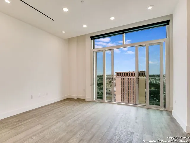 123 LEXINGTON AVE #1403 San Antonio, TX 78205