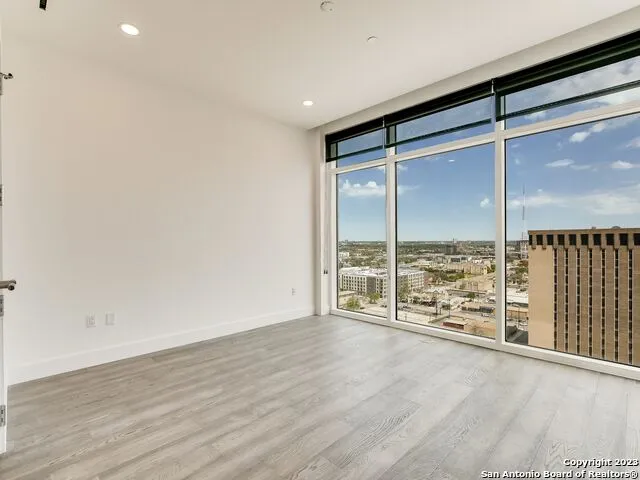 123 LEXINGTON AVE #1403 San Antonio, TX 78205