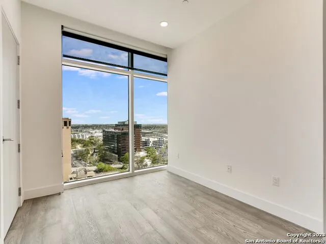123 LEXINGTON AVE #1403 San Antonio, TX 78205