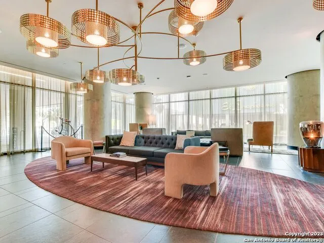 123 LEXINGTON AVE #1403 San Antonio, TX 78205