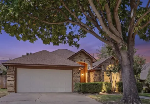 5932 Wind Drift Trail