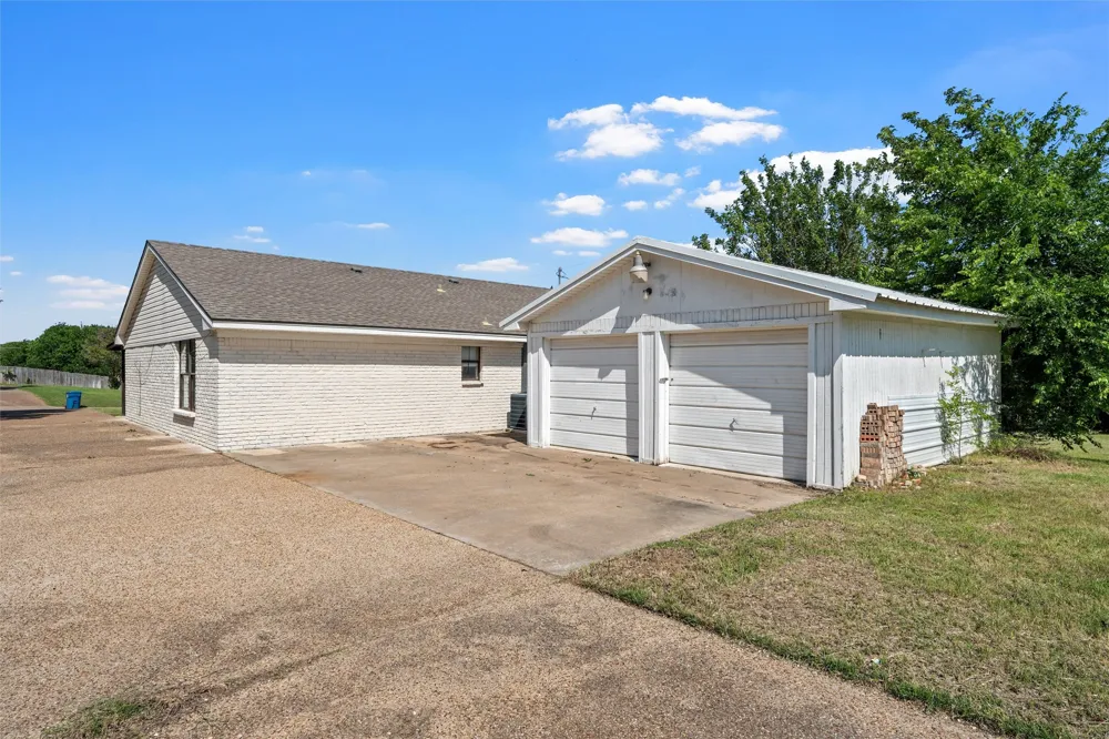 119 Castleman Circle Hewitt, TX 76643