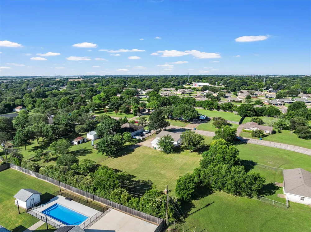 119 Castleman Circle Hewitt, TX 76643