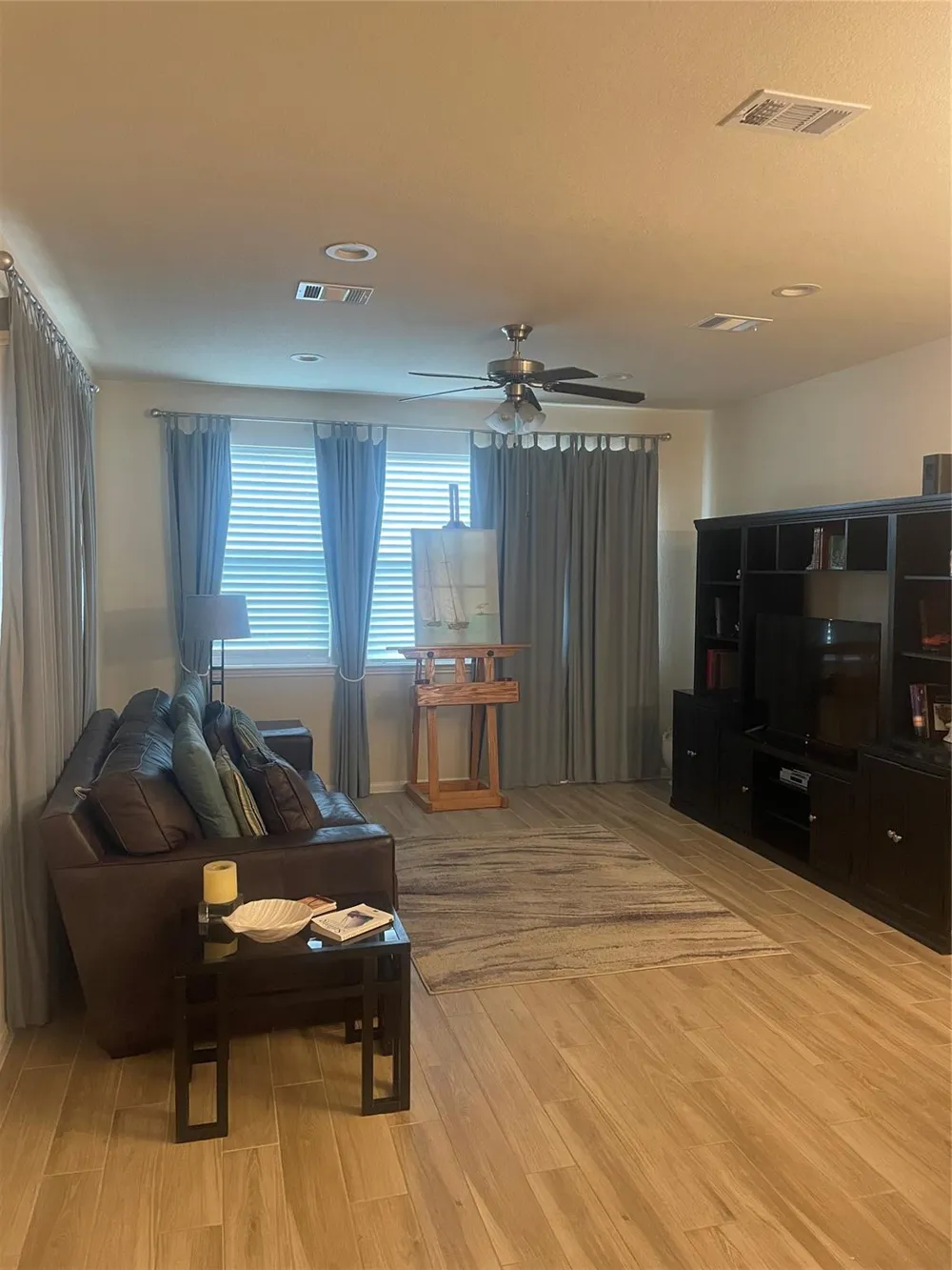 5514 Clarendon Hills Court Pasadena, TX 77505