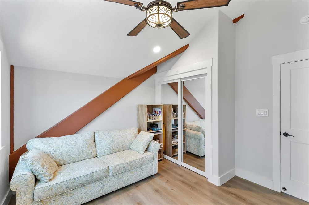 6641 S Eagle Road Anahuac, TX 77514