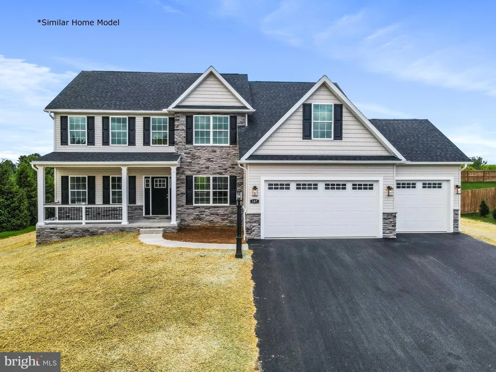 GABRIELLE LANE Chambersburg, PA 17202