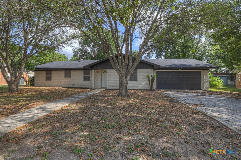 153 Swan Drive New Braunfels, TX 78130