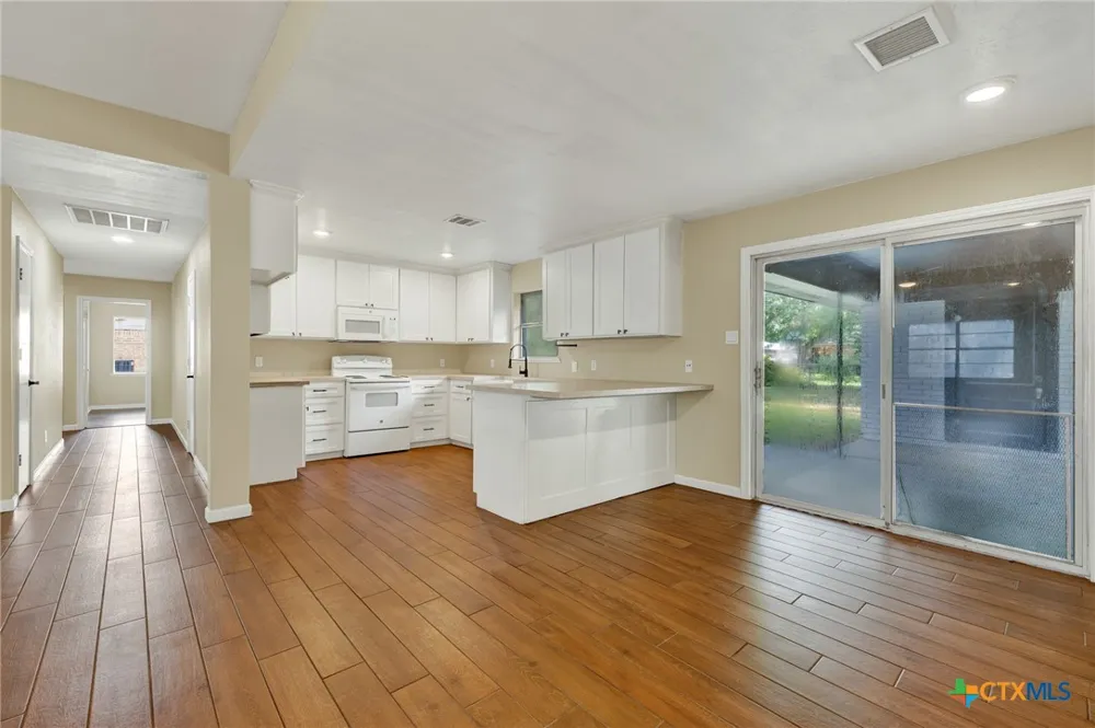 153 Swan Drive New Braunfels, TX 78130