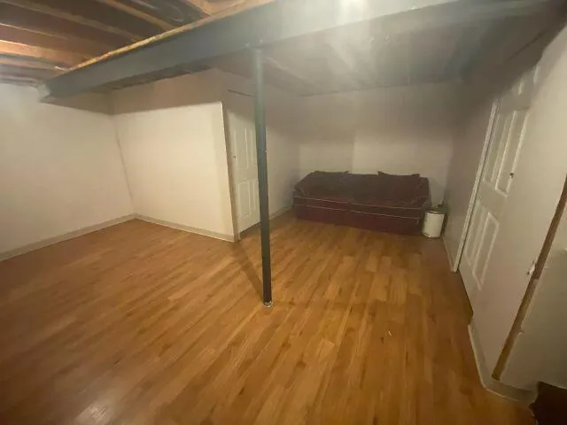 5628 Versailles Avenue E Ann Arbor, MI 48103