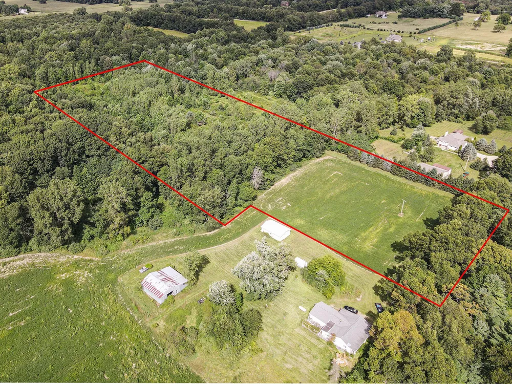 W Bruff Road Fowlerville, MI 48836