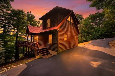 142 Fawn Lane
