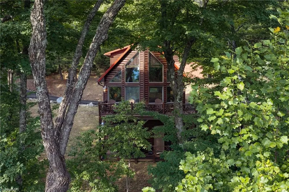 142 Fawn Lane Purlear, NC 28665