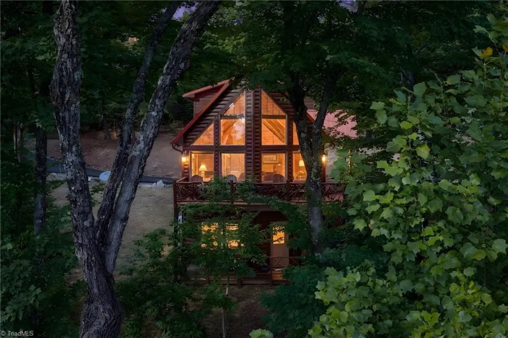 142 Fawn Lane Purlear, NC 28665