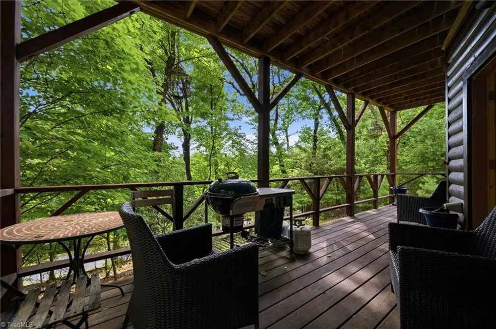 142 Fawn Lane Purlear, NC 28665