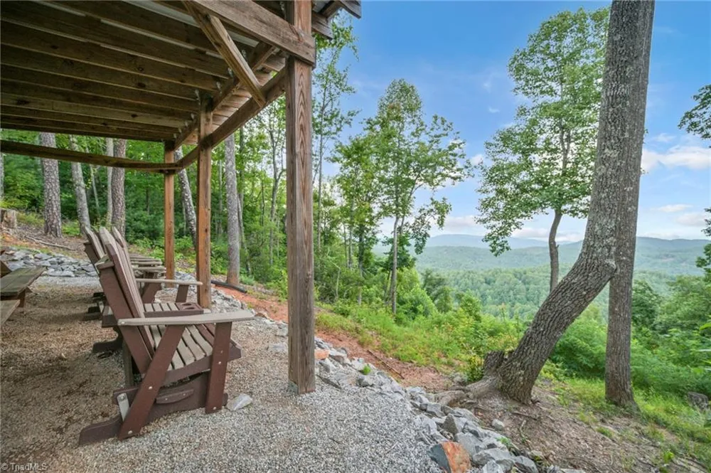 142 Fawn Lane Purlear, NC 28665