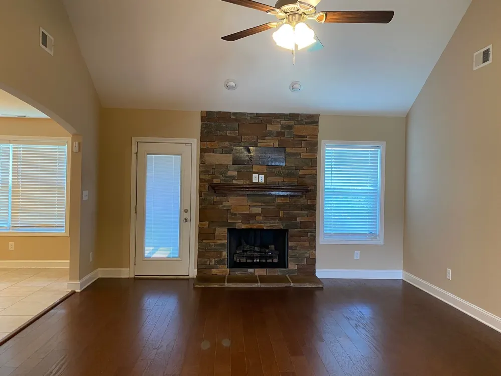 1949 Jackie Lorraine Dr Clarksville, TN 37042