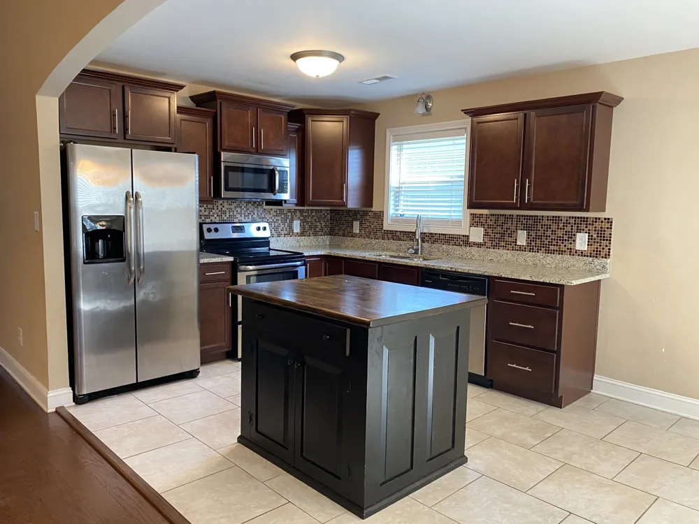 1949 Jackie Lorraine Dr Clarksville, TN 37042
