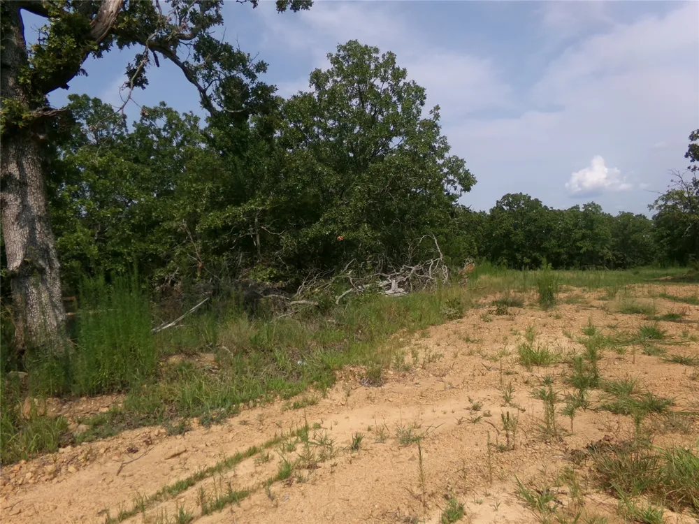 4230 ROAD Eufaula, OK 74432