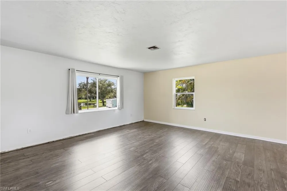 15636 Light Blue Circle Fort Myers, FL 33908