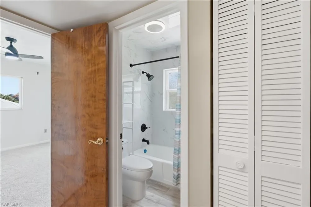 15636 Light Blue Circle Fort Myers, FL 33908