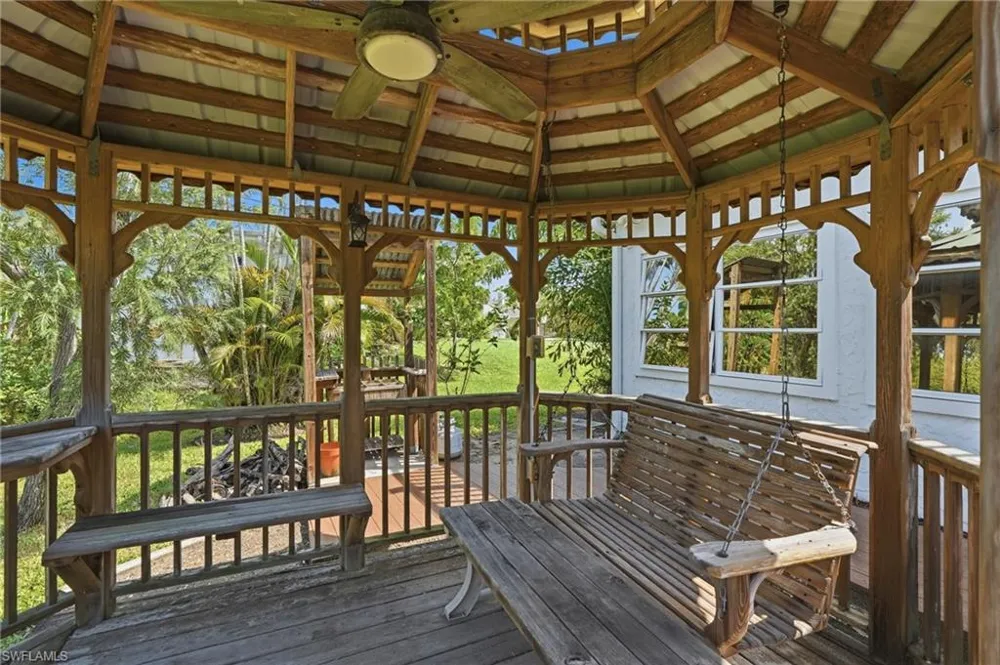 15636 Light Blue Circle Fort Myers, FL 33908